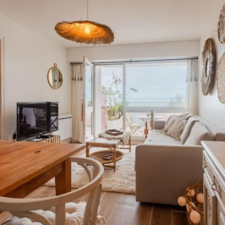 Apartment Les Flots Bleus-9 By Interhome *