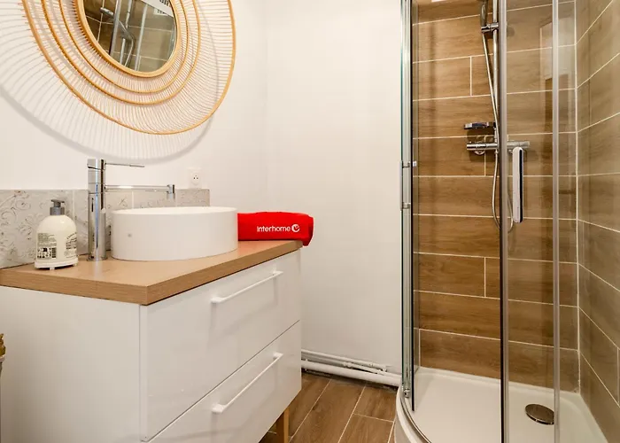 Apartament Les Flots Bleus-9 By Interhome